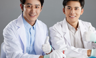 雙軌并行 汽車美容與二手日用百貨的多元經(jīng)營探索